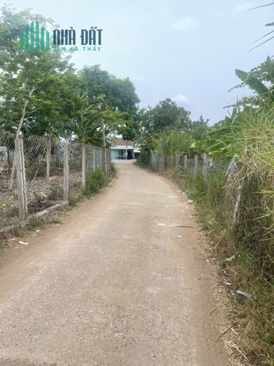 ĐẤT VÀNG ĐẤT BẠC NHÀ EM TRONG KDC NGAY QUỐC LỘ CHÍNH LIÊN TỈNH