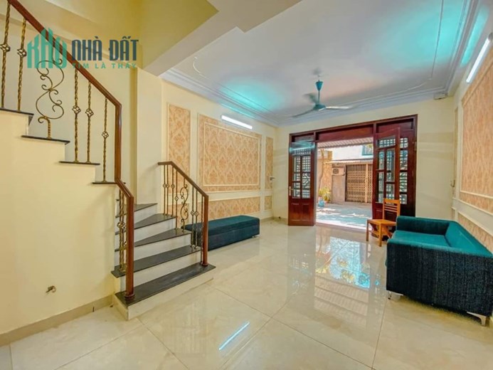 Bán nhà Kim Giang , Nhà 4 Tầng giá gần 6 tỷ