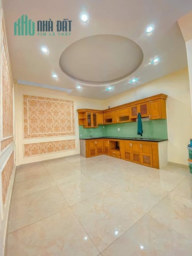 Bán nhà Kim Giang , Nhà 4 Tầng giá gần 6 tỷ