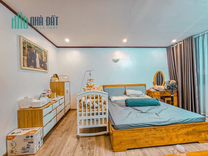 Bán Chung cư Tòa B Chung cư Vinaconex 1 Khuất Duy Tiến 149 M2