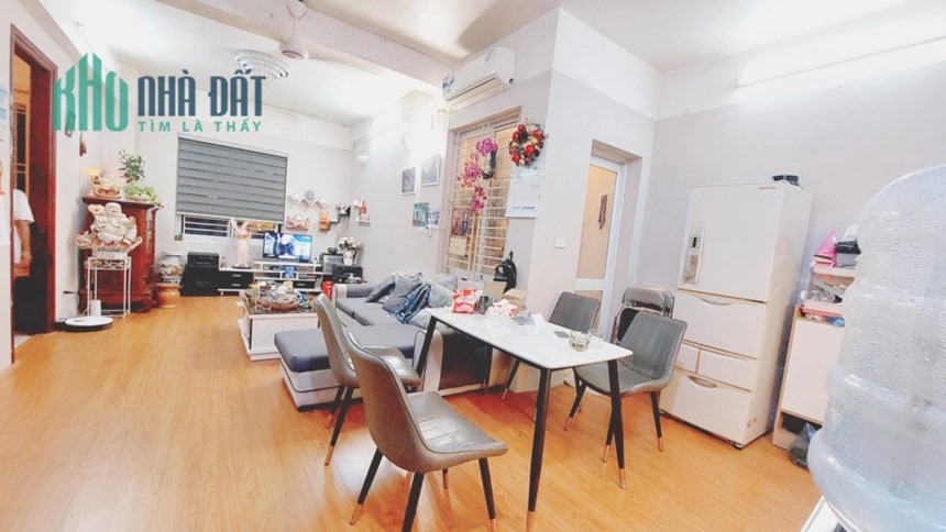 Chính chủ cần bán căn hộ chung cư CT1A Thành phố Giao Lưu 72m² 2PN giá 2.5 tỷ sầm uất tiện ích.