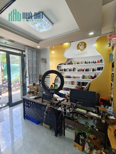 Bán nhà Hương Lộ 2 Bình Trị Đông A Bình Tân-44m2-2 Tầng-Lô Góc 2  Mật tiền ô tô tải-Nhà đẹp ở ngay