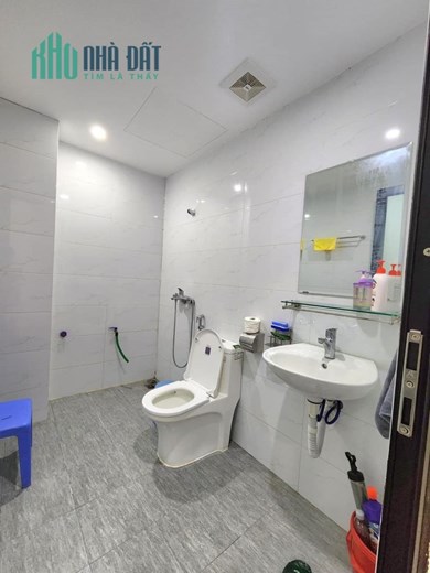 Không vuông trả tiền-Bán 53m2 Thịnh Quang, Đống Đa ô tô, kinh doanh nhỉnh 5 tỷ.
