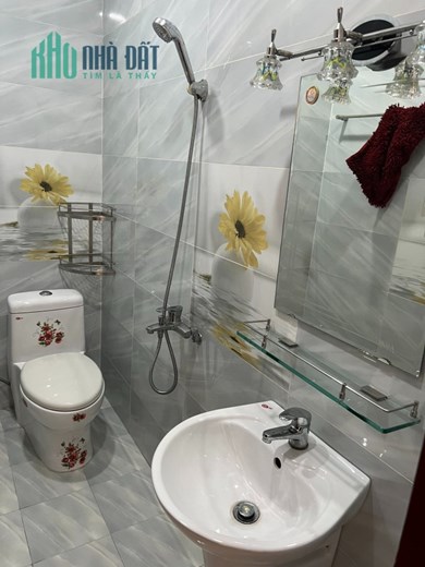 CHO THUÊ OFFICE VĂN PHÒNG MT đường Hậu Giang - Q6 lh 0902399788