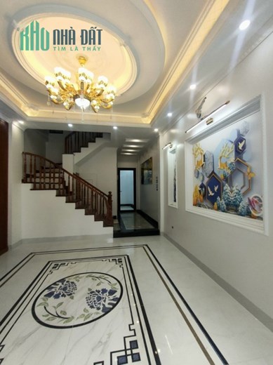 Siêu phẩm Đức Giang, 5 tầng mới koong, thang máy, ngõ ô tô, DT 55m2, MT 4m, nhỉnh 7 tỷ
