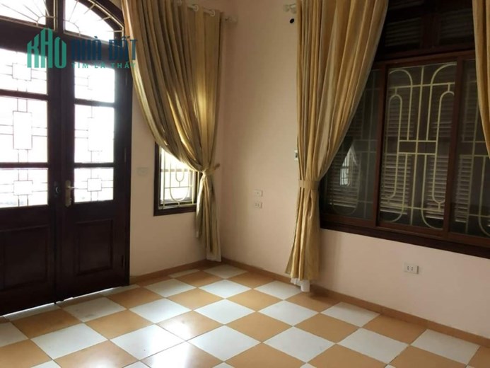 Bán nhà 65m2 phố Hoàng Hoa Thám, Tây Hồ 16 phòng Dòng tiền 750tr/năm 10m 2 Ô tô tránh Giá 7.3 Tỷ