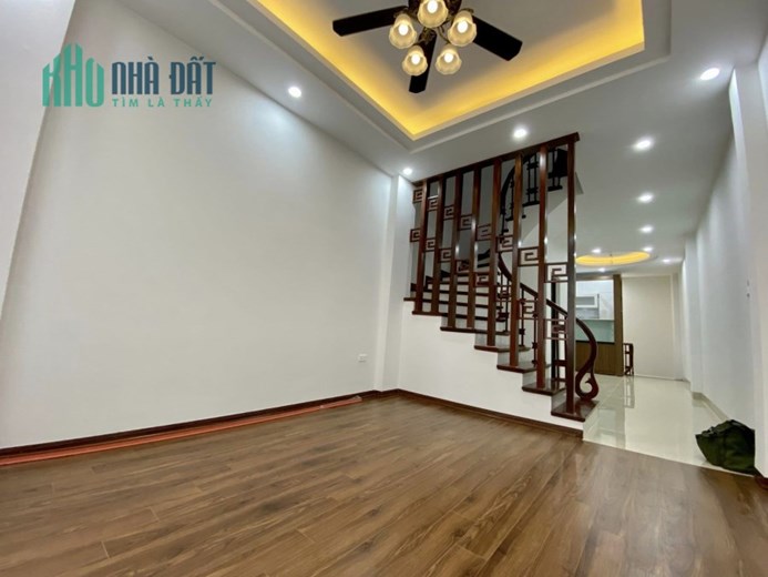 Bán nhà 66m2 phố Hoàng Hoa Thám, Tây Hồ 16 phòng Dòng tiền khủng 10m 2 Ô tô đua Giá 7.3 Tỷ
