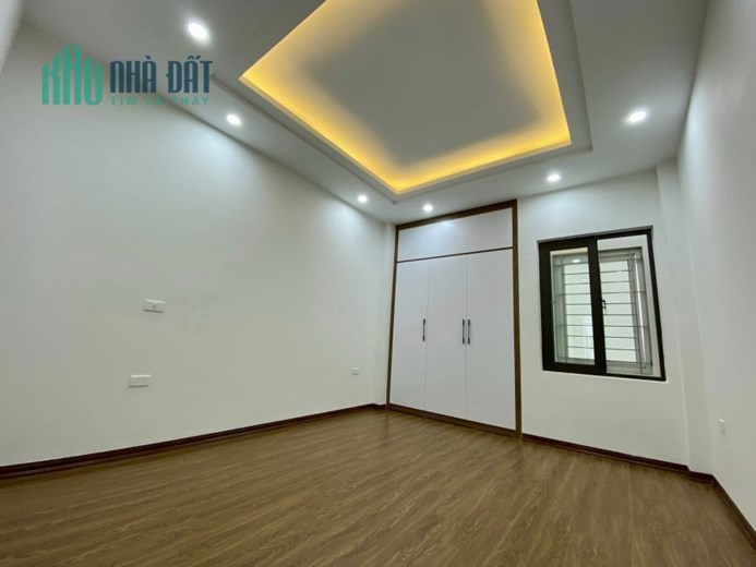 Bán nhà 66m2 phố Hoàng Hoa Thám, Tây Hồ 16 ngủ Doanh thu 10%/năm 2 Ô tô tránh 10m Giá 7.1 Tỷ