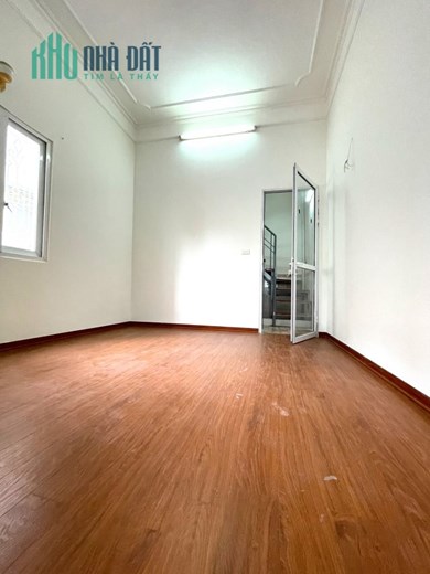 Bán nhà 66m2 phố Hoàng Hoa Thám, Tây Hồ 16 phòng Doanh thu khủng 10m Ô tô tránh Giá 7.3 Tỷ