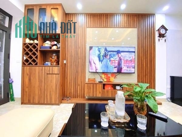Bán nhà Mỹ Đình - 32m2, 4 tầng 1 tum Giá 4ty6 - Ngõ ô tô, an ninh, tiện ích