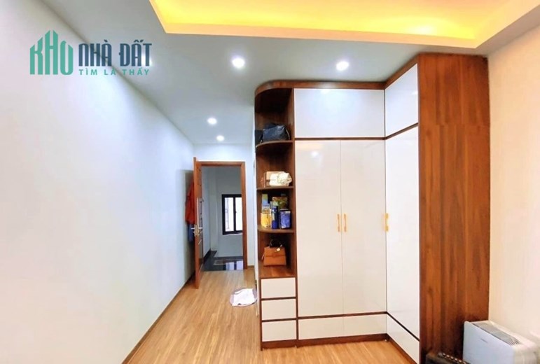 Bán nhà Mỹ Đình - 32m2, 4 tầng 1 tum Giá 4ty6 - Ngõ ô tô, an ninh, tiện ích