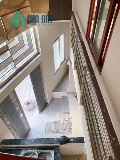 CHÍNH CHỦ CHO THUÊ NHÀ 3,5 TẦNG.