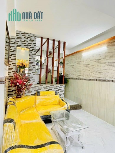 CHỈ HƠN 2 TỶ CÓ NGAY NHÀ 2 TẦNG BÌNH TRỊ ĐÔNG