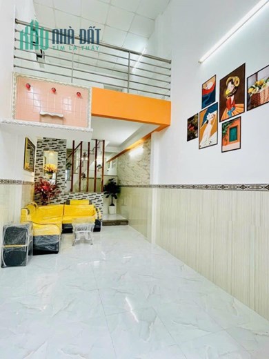 CHỈ HƠN 2 TỶ CÓ NGAY NHÀ 2 TẦNG BÌNH TRỊ ĐÔNG