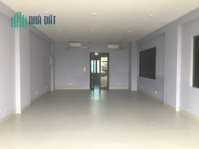 Chính chủ cho thuê nhà kính nhìn ra vườn hoa đẹp, ngõ 268/58 đường Ngọc Thụy