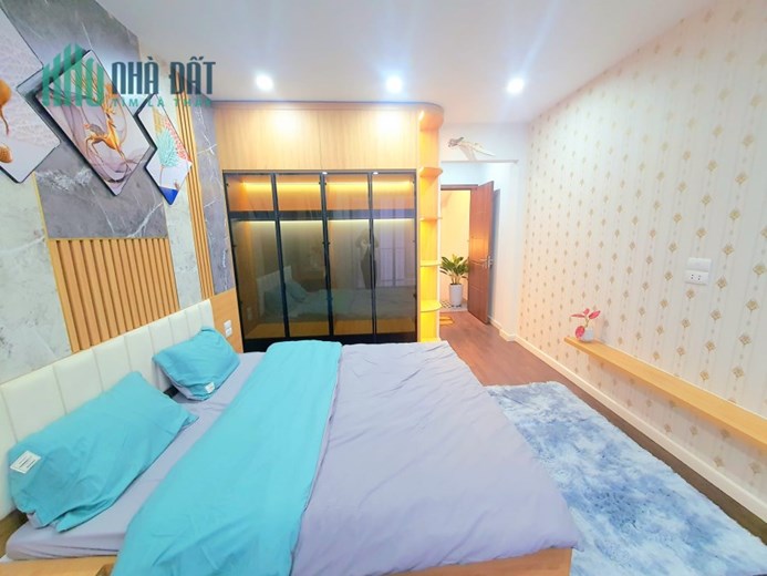 Bán nhà 45m2 phố Thụy Khuê, Tây Hồ 12 ngủ Doanh thu 10%/năm 10m Ô tô phi Giá 6.2 Tỷ