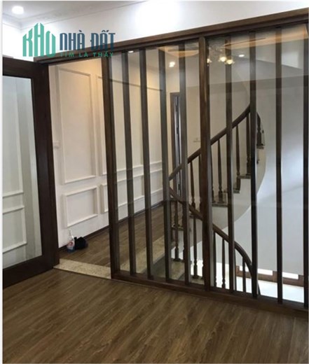 Bán nhà 4 tầng tại Kim Chung chủ tâm huyết đầu tư nội thất xịn xò ngõ rộng oto - PB