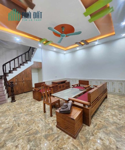 Bán nhà Lạc Long Quân 138m2 gần CV nước Hồ Tây - Phố đi bộ - 3 thoáng chỉ hơn 6 tỷ