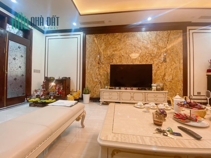 Hàng Đẹp Giá Rẻ Giá Đặc Biệt Rẻ  5 Tầng Ngã Tư Lê Trọng Tấn Hà đông 6 tỷ 999