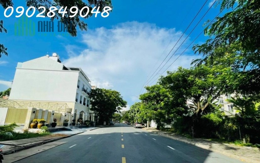 Bán lô đất biệt thự B08 Nam Thông 1- Phú Mỹ Hưng, Quận 7. DT 11 x 19 = 198M2
