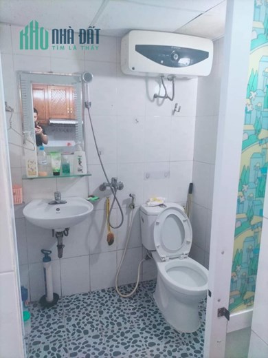 Bán nhà Kim Ngưu- dt gần 30m2- nhỉnh 1 tỷ- tính ra hơn 50tr/m2 quá giá đầu tư-sổ đỏ chính chủ -