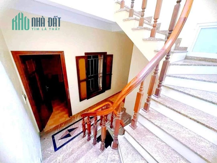 BÁN NHÀ MẶT ĐƯỜNG HOÀNG MAI, 71M2 GIÁ CHỈ 11.3 TỶ, Ô TÔ TRÁNH