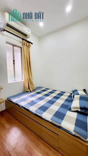 Bán nhà TT Kim Ngưu- nhỉnh 1 tỷ- sdtt 63m2- 2pn đủ công năng- ở luôn- ô tô đỗ cửa- tặng toàn bộ nội