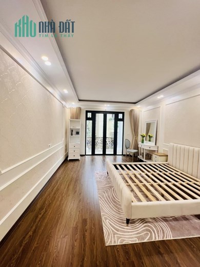 Bán nhà ngõ 117 Nguyễn Sơn, 65m x 7 tầng, thang máy, ô tô, 11 tỷ 2