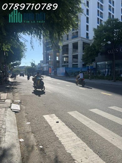 Mặt tiền đường Phước Long, thành phố Nha Trang