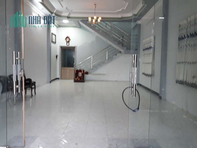 Cho thuê nhà lầu đường Lê Hồng Phong thuận tiện kinh doanh