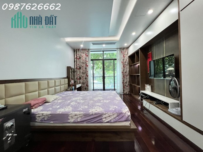 ĐÔNG QUAN 115M 5 TẦNG MT4.5M GIÁ CHỈ 22 TỶ