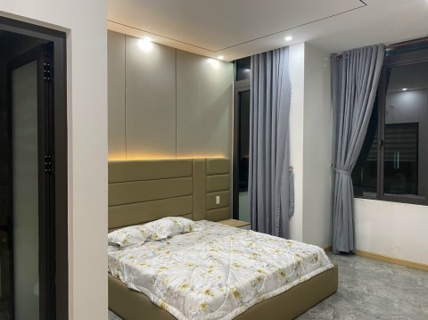 Ô TÔ ĐỖ CỬA – BÁN NHÀ PHỐ TRẠM 45M2 x 5 TẦNG – GIÁ 4 TỶ