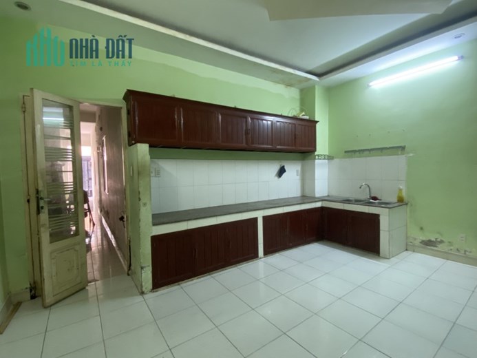Chính chủ cần cho thuê phần sau căn nhà số 1 Vạn Hạnh. Tân Thành. Quận Tân Phú
