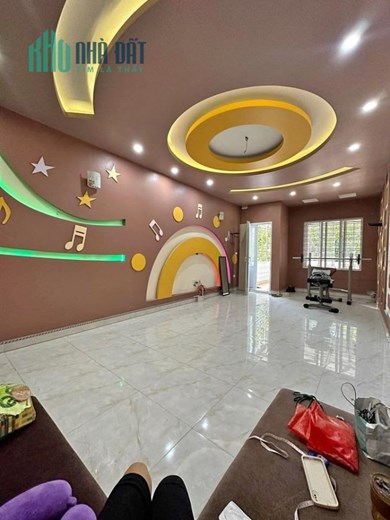 Bán nhà mặt đường Khúc Thừa Dụ 2 diện tích 101m 4 tầng GIÁ 6.35 tỉ cực đẹp