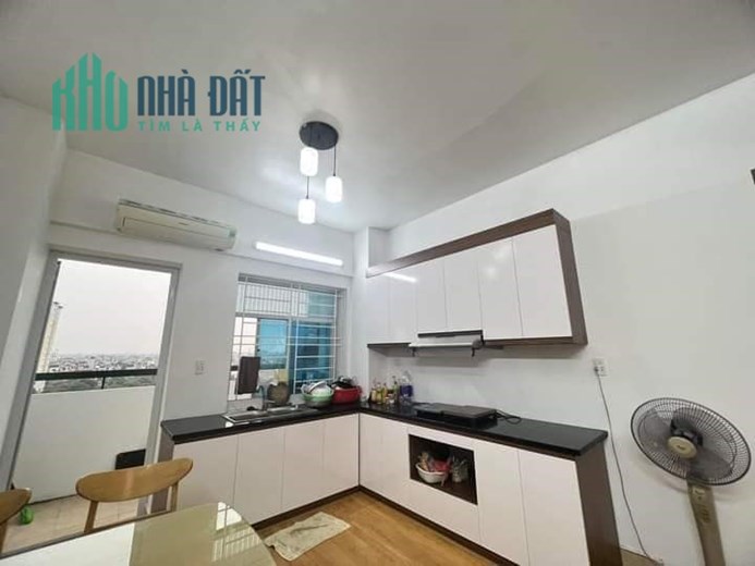 cần bán chung cư ở ngay giá hơn 1tỷ
