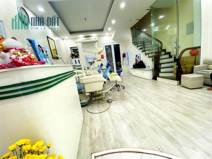 Ngõ Ô TÔ-K.Doanh-40/45m-5 tầng-MT5.6m-11.5 tỷ-Hoàng Ngọc Phách-Đống Đa