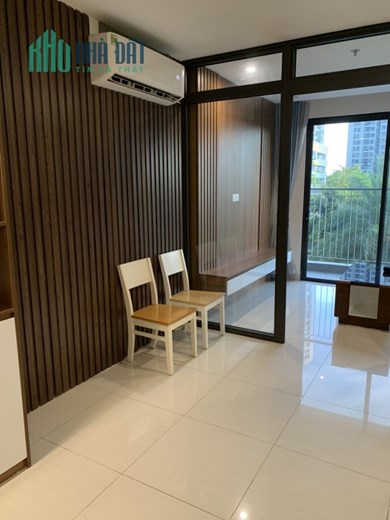 Gia đình chuyển công tác bán gấp Vinhomes Ocean Park, 2PN, ban công đẹp mát, 1,6 tỷ bao sang tên