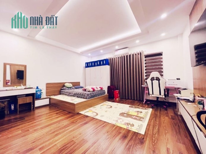 NHÀ TRUNG TÂM BẠCH MAI - MẶT TIỀN 5,3M SIÊU ĐẸP NHIỀU TIỆN ÍCH DT: 43M 5 TẦNG 6TỶ2