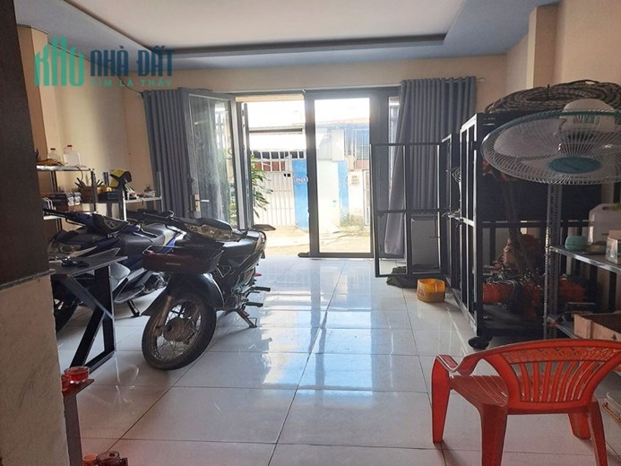 VỊ TRÍ ĐẸP, HXH 1/ NGẮN THẠNH LỘC QUẬN 12 - 54M2, 2 TẦNG, 3 PN, NGAY NGÃ TƯ GA, NHỈNH 3 TỶ.
