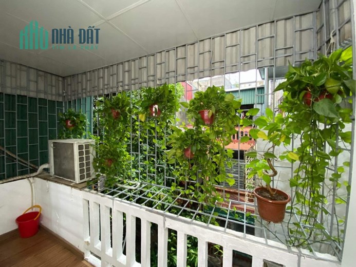 Bán Nhà Tập Thể Khu Vực Hai Bà Trưng Diện tích sử dụng gần 50m. Giá chỉ hơn 1 tỷ