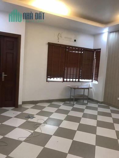 VÀO VIỆC !!! VIP Trung tâm Cầu Giấy, Hoa Bằng, 35m2  Nhỉnh 5.5 Tỷ siêu tiện ích