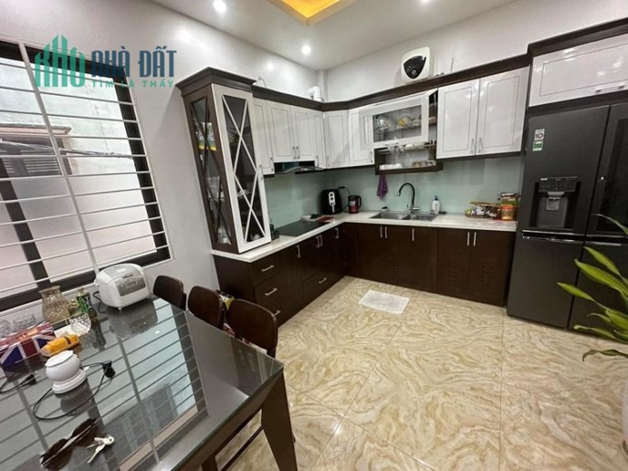 nhà đẹp đại từ - hoàng mai - lô góc - 3 mặt thoáng - diện tích 42m - mặt tiền 4.4m -