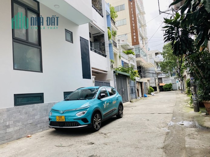 HXT 6 mét Lê Quang Định - 6.8x22m - 1 chủ từ đầu - GPXD hầm + 6 tầng - giá TL sâu