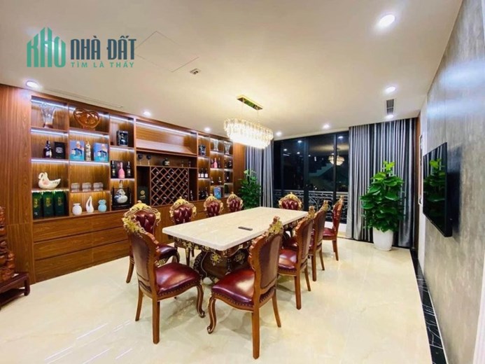 Kinh Doanh – Mặt Chợ - 7 Tầng Thang Máy -  Ngô Thì Nhậm