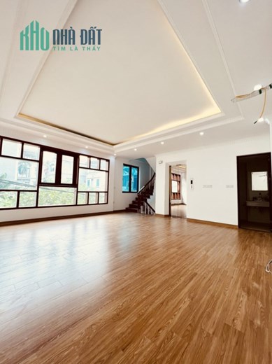 Nhà Đẹp mới koong, thang máy, ngõ ô tô Nguyễn Văn Linh, 50m2 x 6T, MT 8m, nhỉnh 6 tỷ