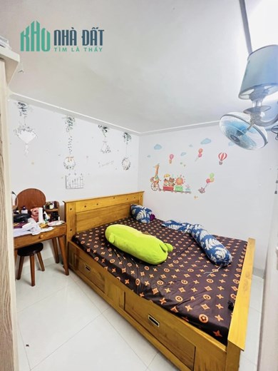 Bán Nhà Hẻm Tháp Đôi P.Đống Đa Quy Nhơn , 34m2 , Mê Lỡ , Giá 1 Tỷ 270Tr