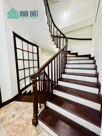 Chủ nhà định cư nước ngoài cần bán nhà phố Huỳnh Thúc Kháng, DT 50m2, 5T, MT 4m, nhỉnh 14 tỷ