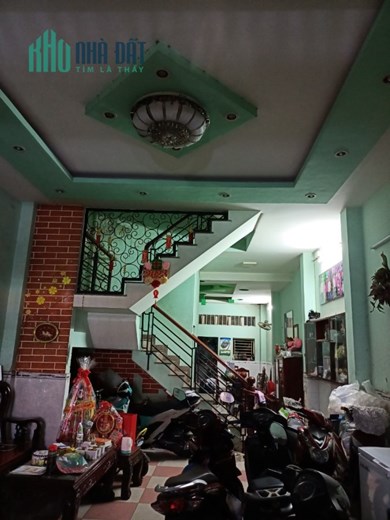 Nhà hxh Man thiện diện tích 51m đúc 1 lầu , giá rẻ