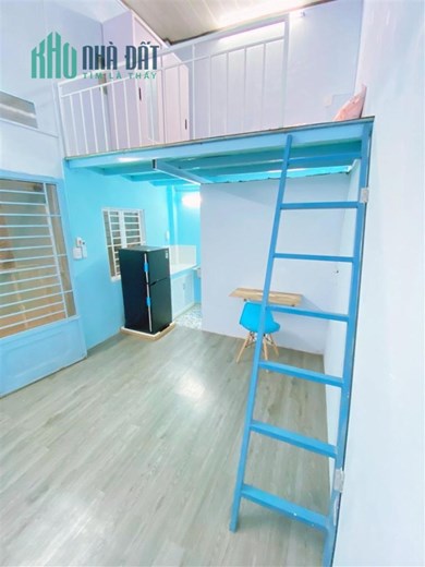 Cho thuê Phòng có gác full nội thất Nguyễn Hữu Cảnh