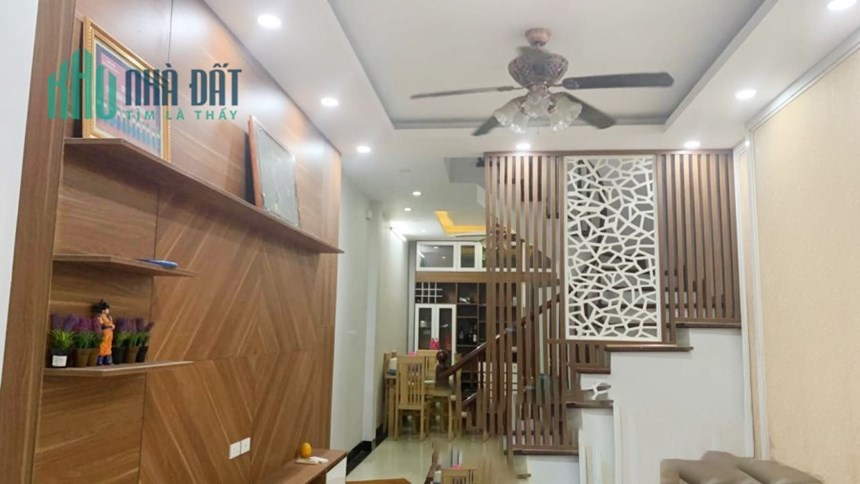 Nhà minh khai, gần timescity 42m2 * 5 Tầng giá 4.6 Tỷ